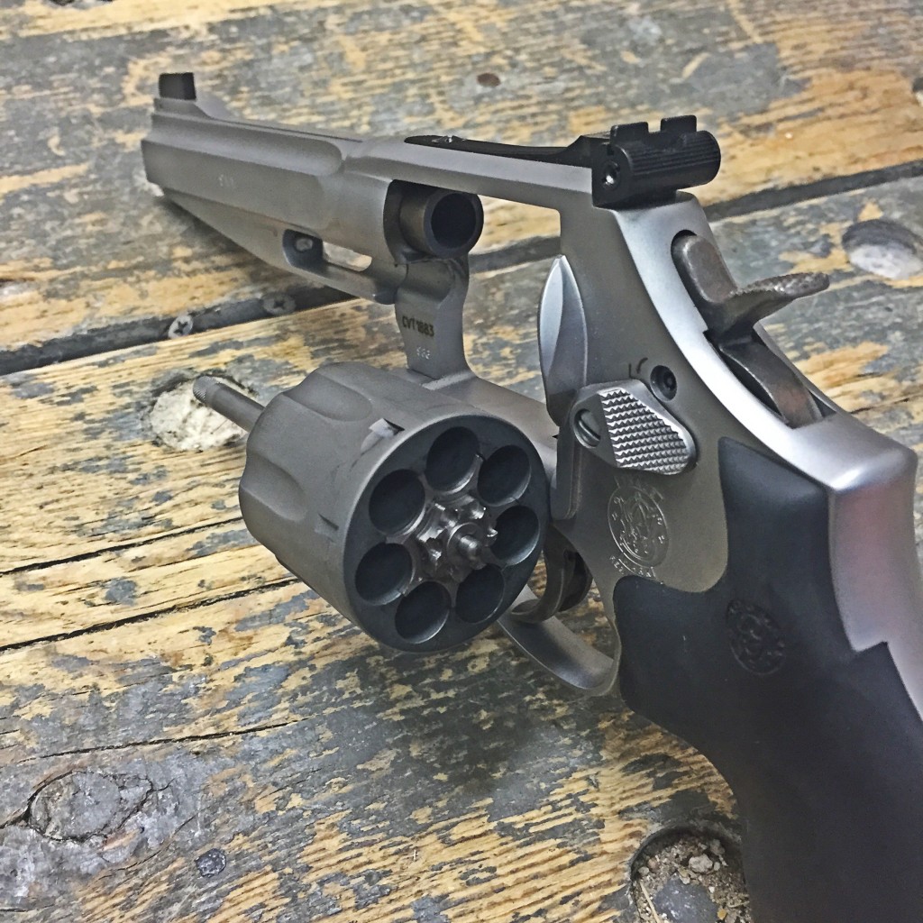 Revolver Tour #11: Smith & Wesson 986 – Gun Nuts Media